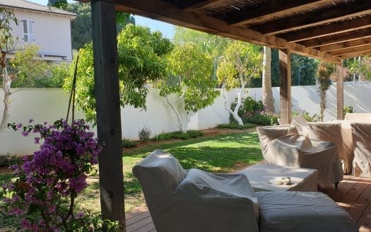 להשכרה בית בהרצליה פיתוח