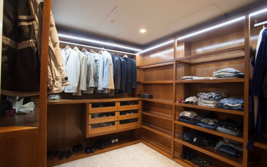 למכירה וילה בהרצליה פיתוח