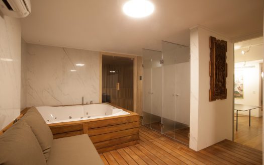 למכירה וילה בהרצליה פיתוח