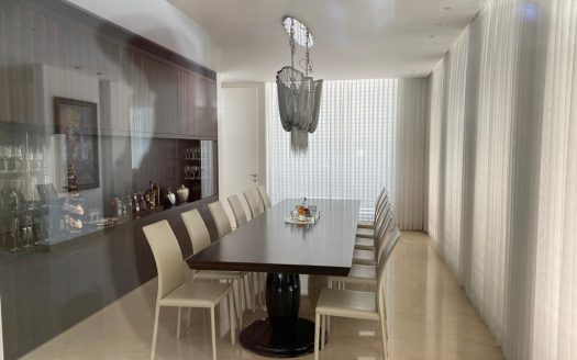 למכירה וילה בהרצליה פיתוח