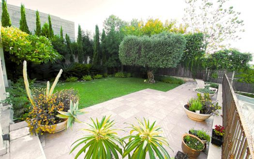 למכירה וילה בהרצליה פיתוח