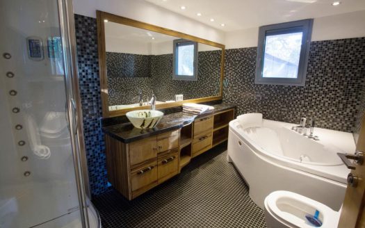 למכירה וילה מרהיבה בהרצליה פיתוח