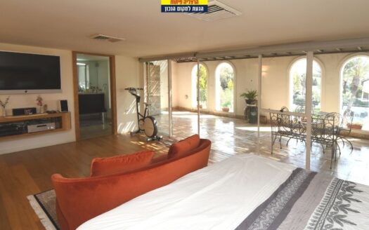 להשכרה דופלקס בהרצליה פיתוח