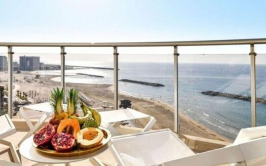 למכירה דירה במלון דניאל הרצליה פיתוח