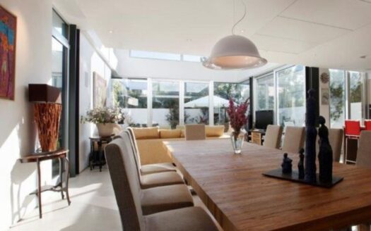 למכירה וילה בהרצליה פיתוח