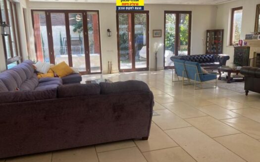 להשכרה וילה בכפר שמריהו