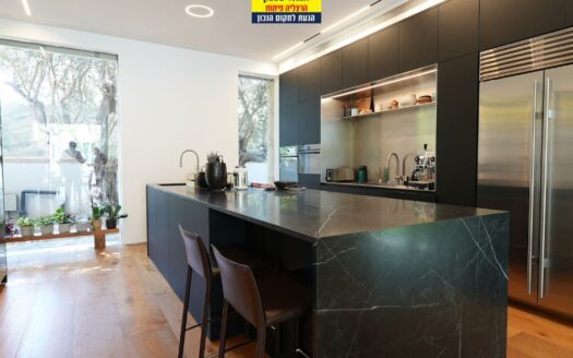 בבלעדיות למכירה וילה בהרצליה פיתוח