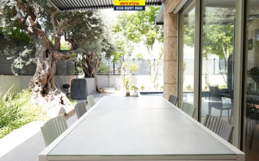 בבלעדיות למכירה וילה בהרצליה פיתוח