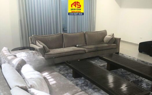 למכירה! בית פרטי בהרצליה פיתוח, על מגרש של דונם!