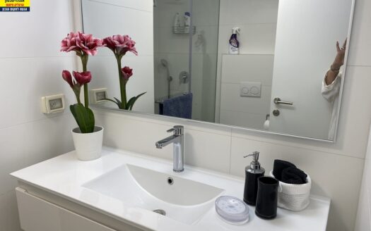 להשכרה, 2 דירות טאבו למגורים במלון השרון!