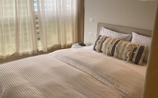 דירה מדהימה חזיתית לים בהרצליה פיתוח !