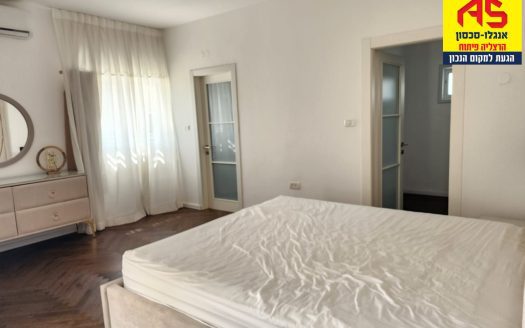 להשכרה בית מרוהט + בריכה לכניסה מיידית