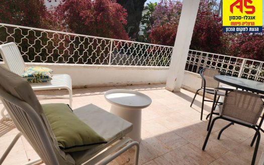 להשכרה בית מרוהט + בריכה לכניסה מיידית