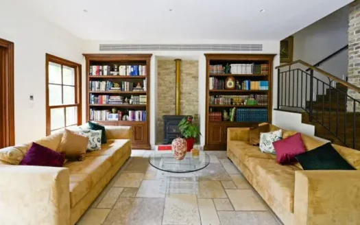 להשכרה בהרצליה פיתוח בית עם נוף מלא לים !