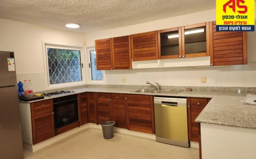 להשכרה בבלעדיות בהרצליה פיתוח !